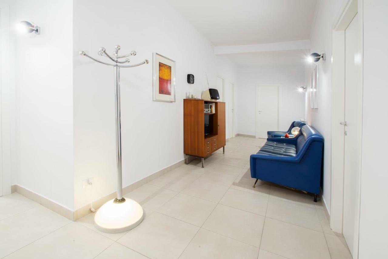 Interno16Holidayhome Napoli Esterno foto